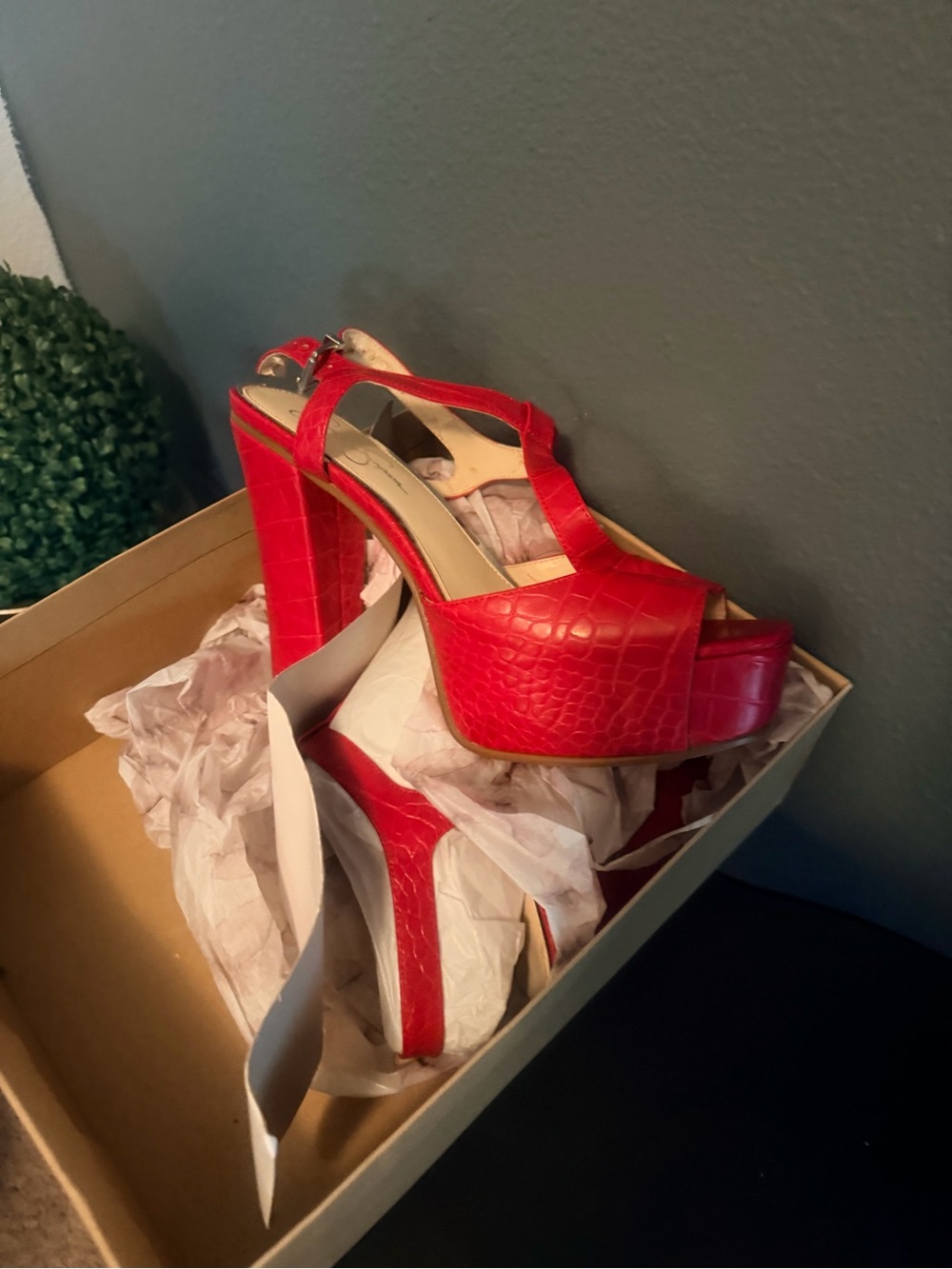 Jessica Simpson Red Croc-Embossed Platform Slingbacks